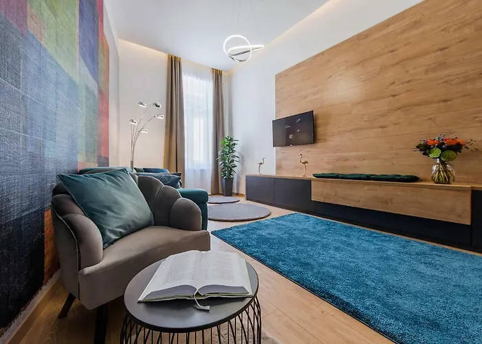 High End Suite Klauzal With Ac - For Cooling
